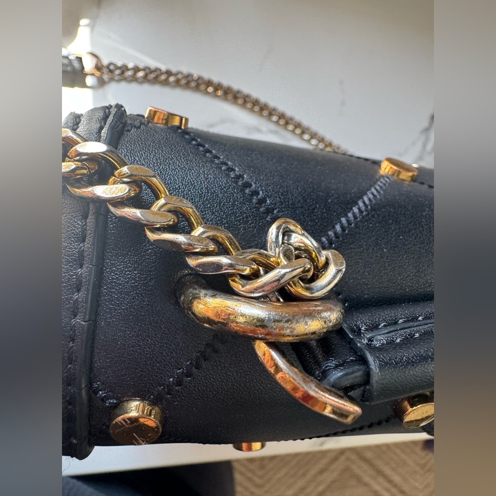 Love Moschino Black Quilted Shoulder Chain ⛓️‍💥 Bag - Picture 10 of 13
